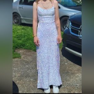 Beautiful dress with lace up back!